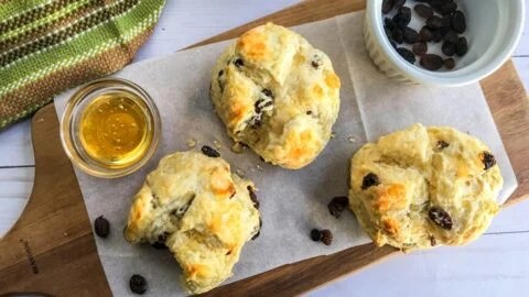 Traditional Irish Colcannon Recipe (15) Traditional Irish Colcannon Recipe (15)